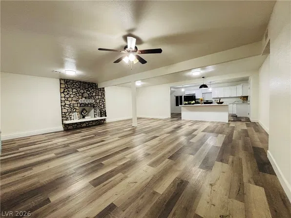 6340 Evergreen Ave, Las Vegas, NV 89107