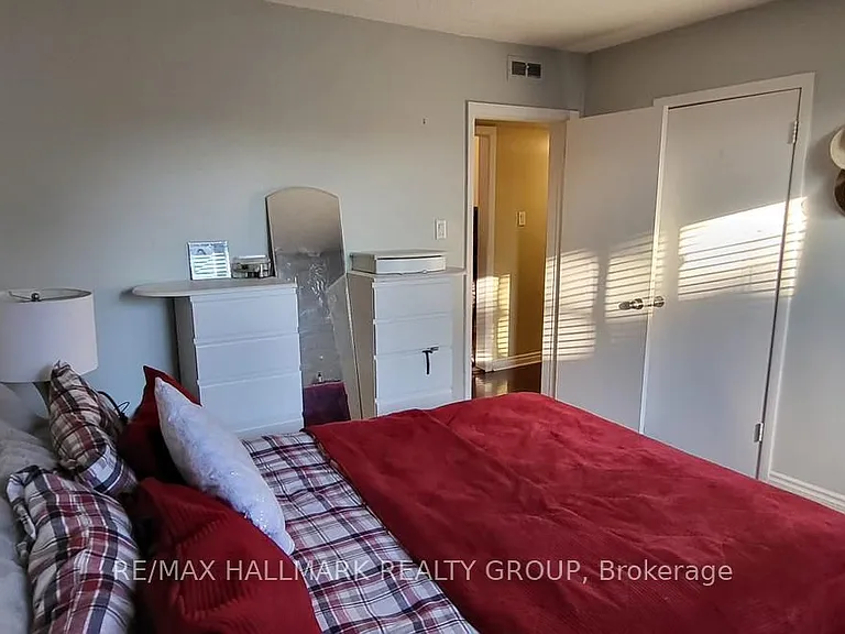 605 Donald St #2 — Photo 5