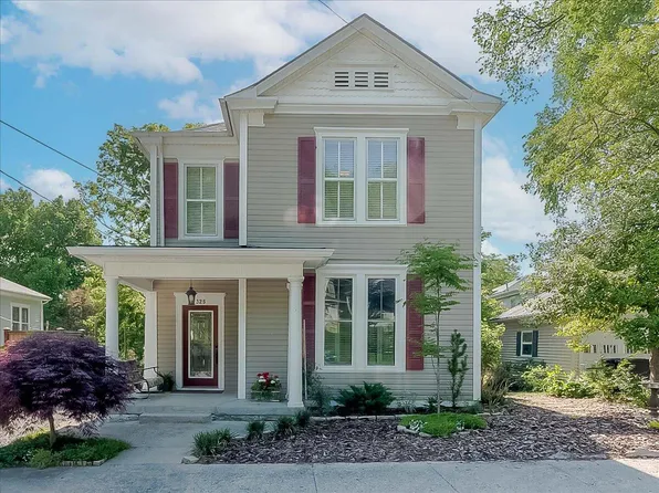 325 Ewing St, Frankfort, KY 40601