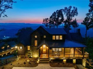 802 Overlook Rd, Blue Ridge, GA 30513