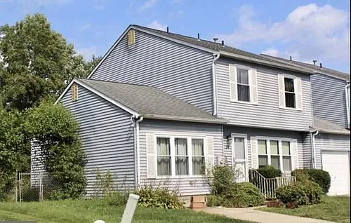 24 Blue Jay Dr Photo 1