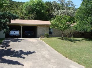 1112 Monroe Dr, Kerrville, TX 78028