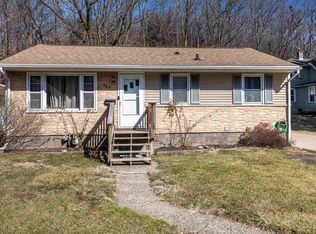 523 Kaufmann Ave, Dubuque, IA 52001