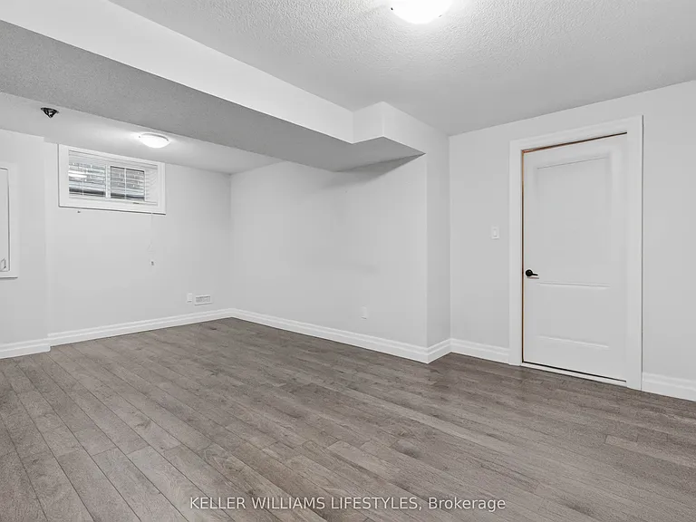 158 Acton St — Photo 33