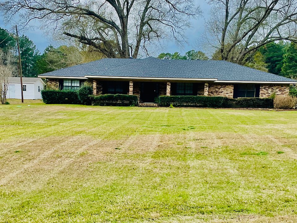 Front view from road