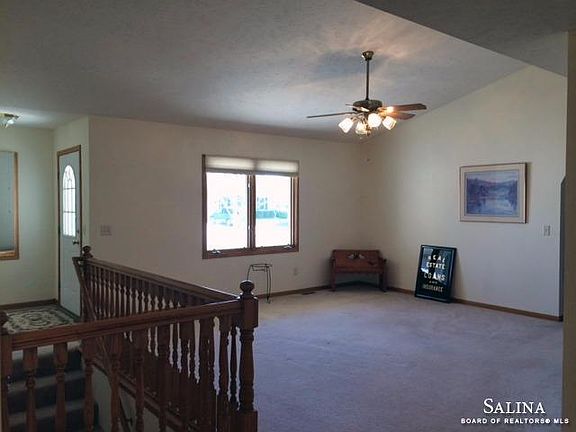 2nd image of 2410 Calcutta Dr