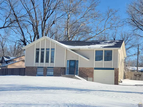 8021 SW 21st Ter, Topeka, KS 66614