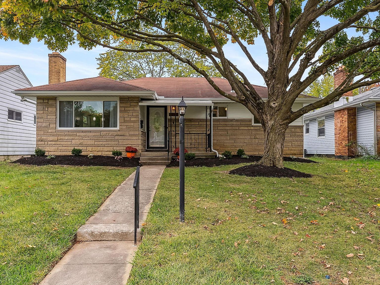 211 Oxley Rd, Columbus, OH 43228 Zillow