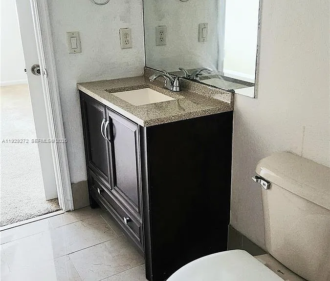 2715 SE 15th Pl #156 — Photo 3