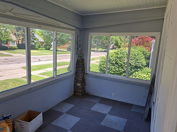 3rd image of 513 Catalpa Dr