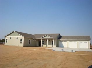3631 N Markay Ave, Sanger, CA 93657