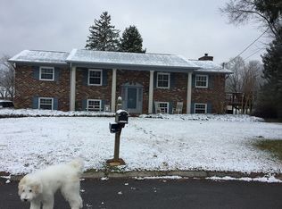 8801 Regent Ln, Knoxville, TN 37923