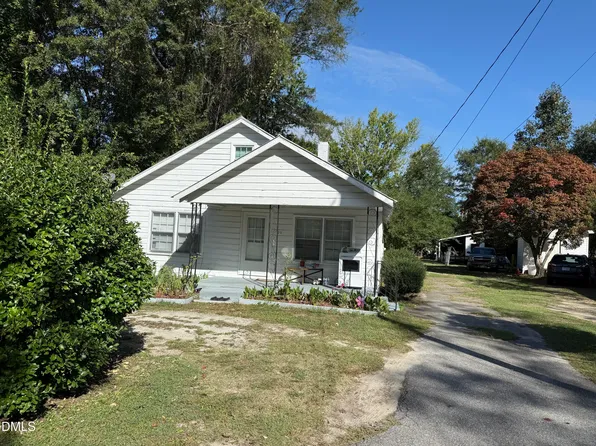 23 W Waddell Dr, Smithfield, NC 27577