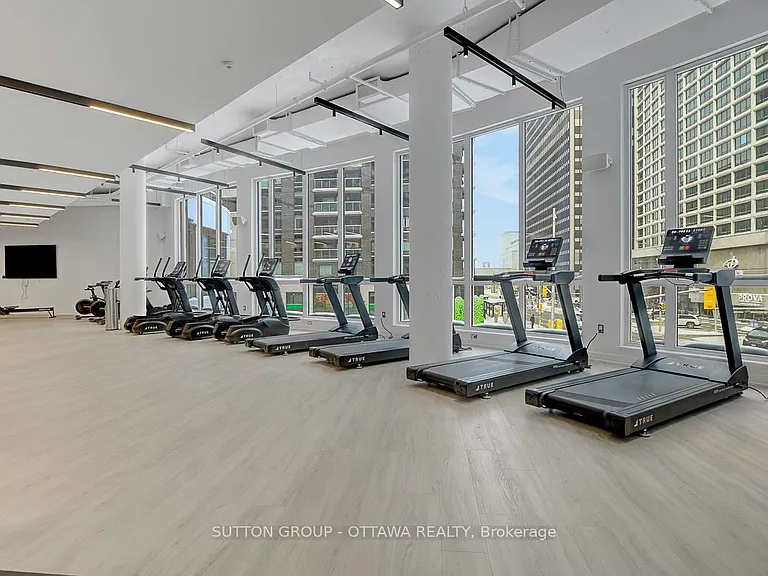 400 Albert St #1402 — Photo 36