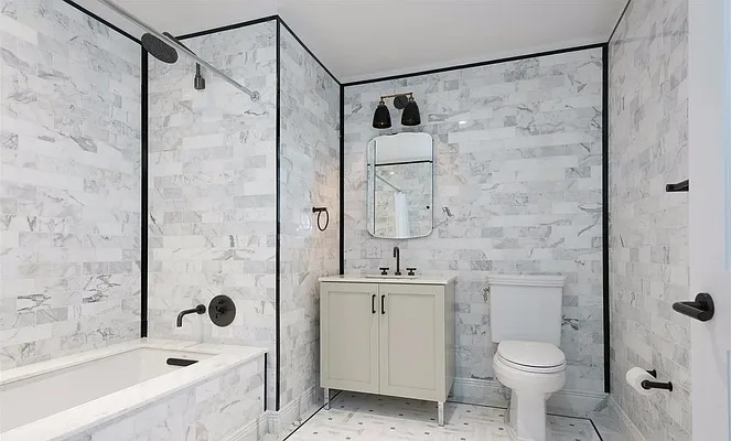 Rented by Level Group | media 9