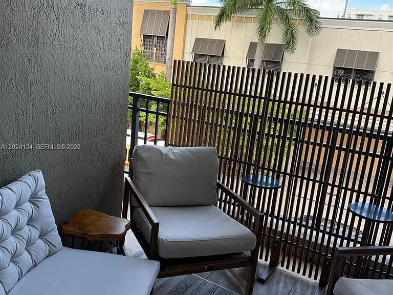 120 S Douglas Rd #302 — Photo 21