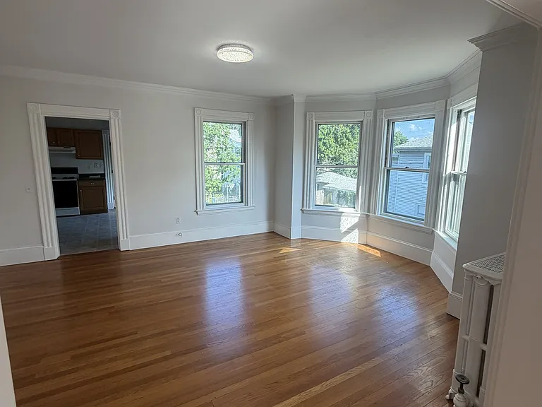 41 Washington St #2 — Photo 6