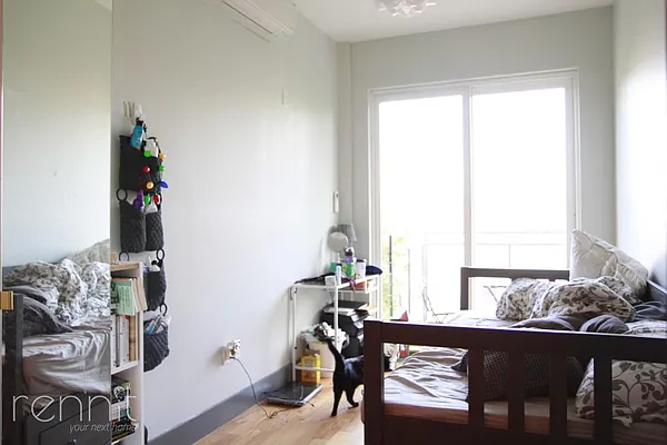 Rented by Rennit Inc. | media 44