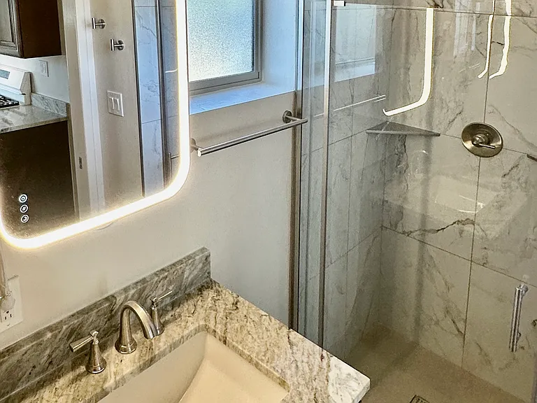 2110 N Sycamore Blvd — Photo 5