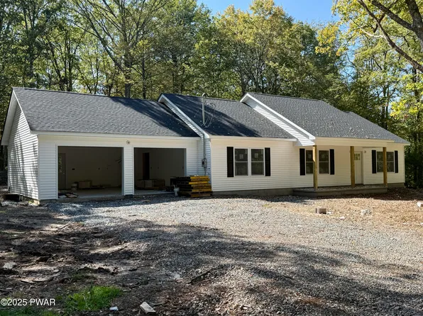 119 Cahoonzie Rd, Shohola, PA 18458