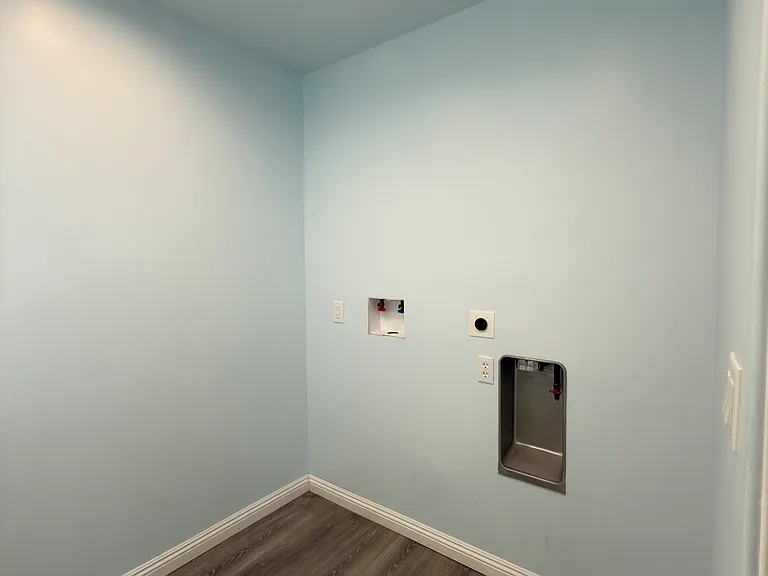 1528 Sheffield Dr — Photo 9