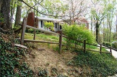 2nd image of 1614 Woodvale Dr