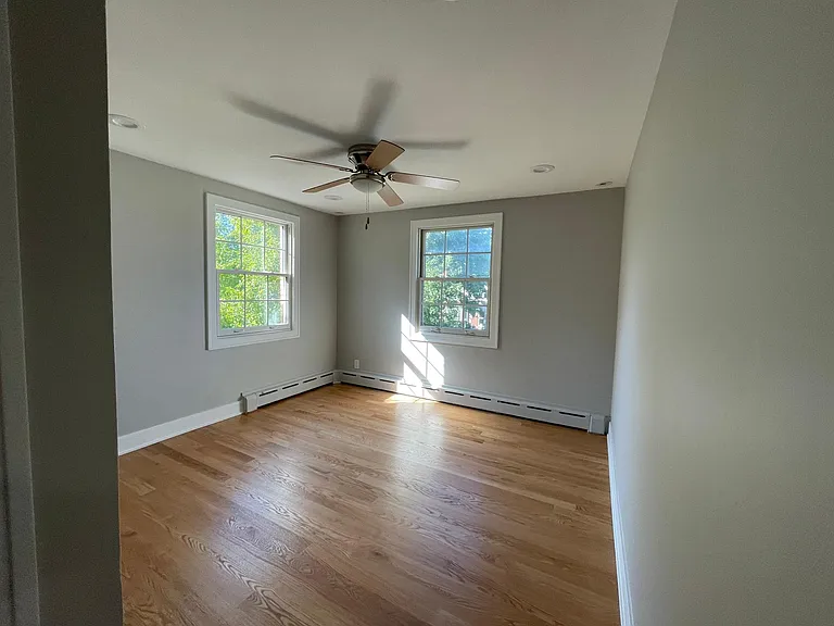 1921 Highland Ave — Photo 12