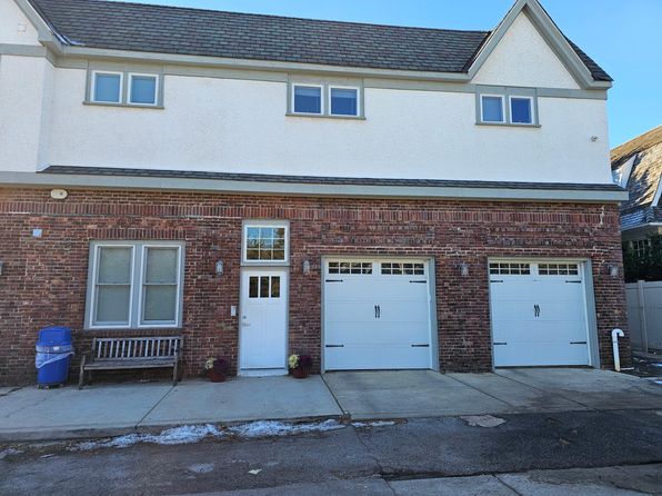 105 Putnam Blvd APT 5