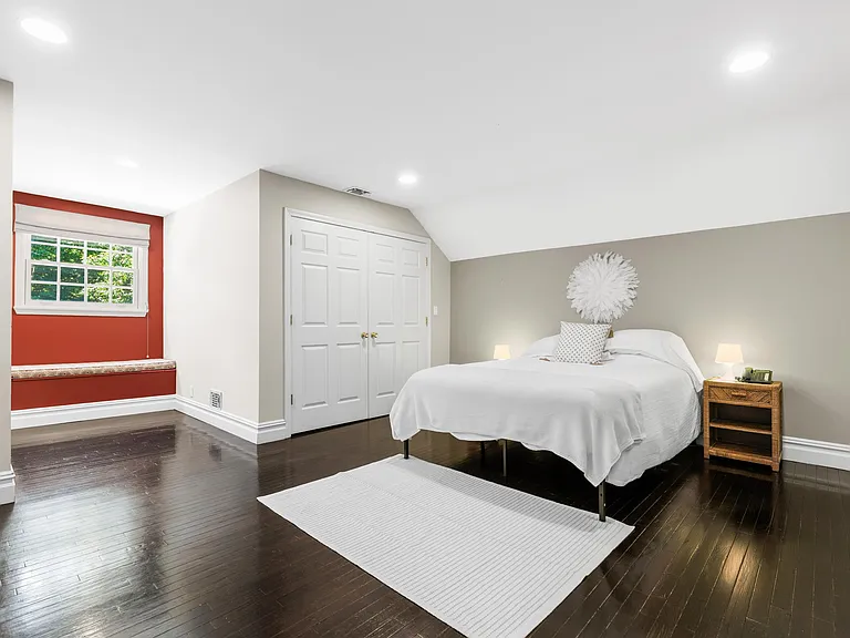 56 Sycamore Rd — Photo 21