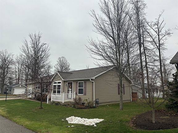 2nd image of 5471 Spumante Sq