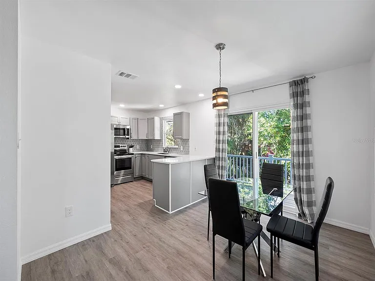 23019 Seneca Ave #A — Photo 12