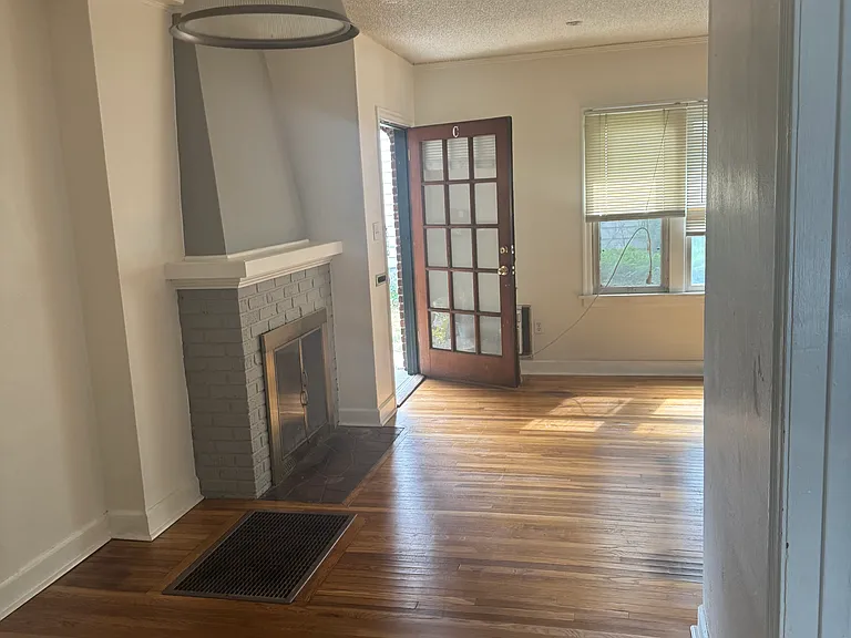 305 E 3rd Ave #3 — Photo 4