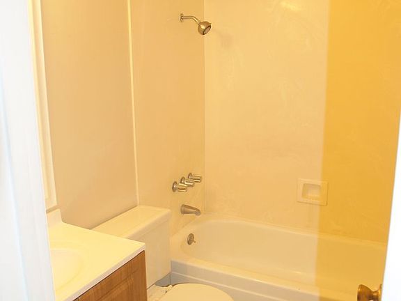 5th image of 7491 Donohue Dr APT 18