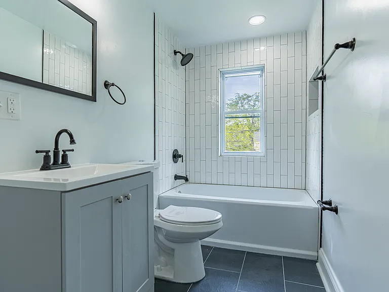 426 Evesham Ave — Photo 24