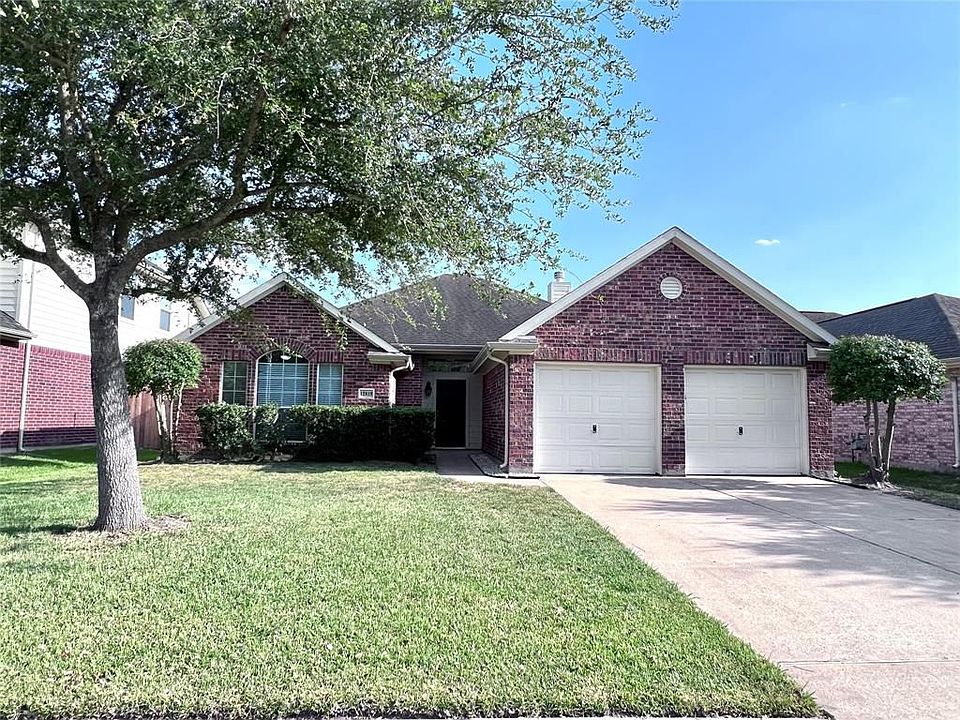 1st image of 12819 Canyon Echo Dr
