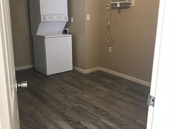 bedroom / washer and dryer