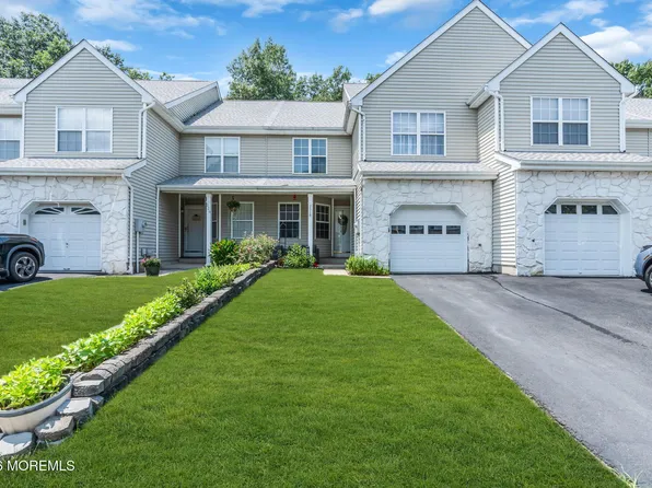 231 Moses Milch Drive, Howell, NJ 07731