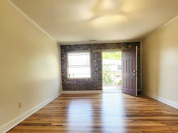 5th image of 40 Daniel St SE APT 7