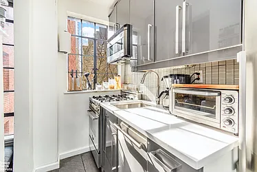 Rented by Brown Harris Stevens