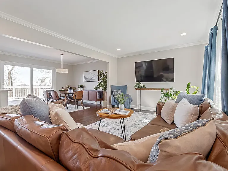 5102 Beauregard Ln — Photo 3