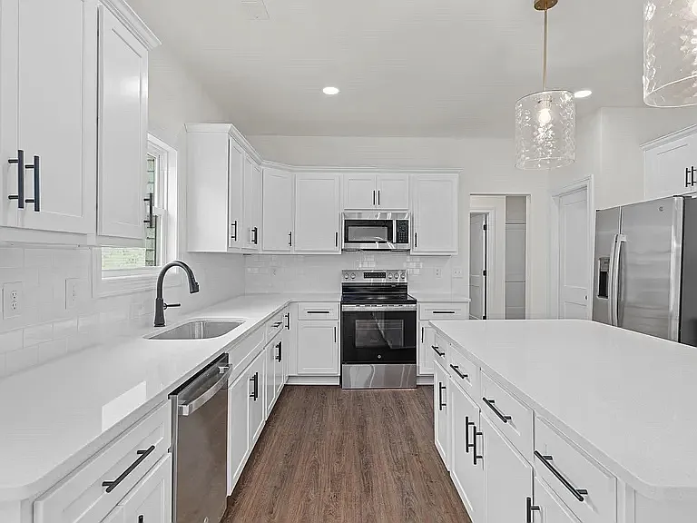 21267 Scuttle St — Photo 10