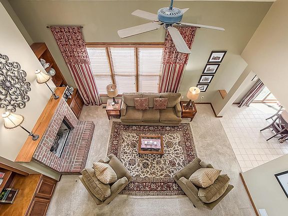 5th image of 409 Wooten Ct S