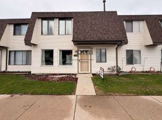 354 E 60th Dr, Merrillville, IN 46410