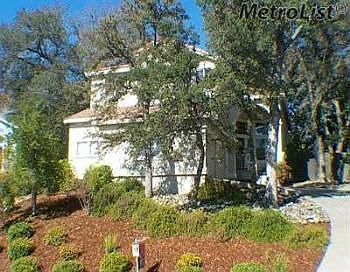 1st image of 107 Arrowsmith Dr