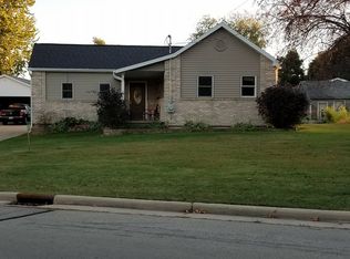 140 Nye St, Hortonville, WI 54944