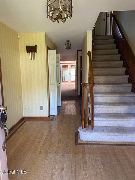 3rd image of 8 Quadrini Drive