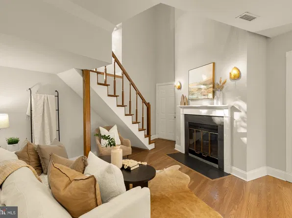 1434 Potomac Ave SE APT 1, Washington, DC 20003