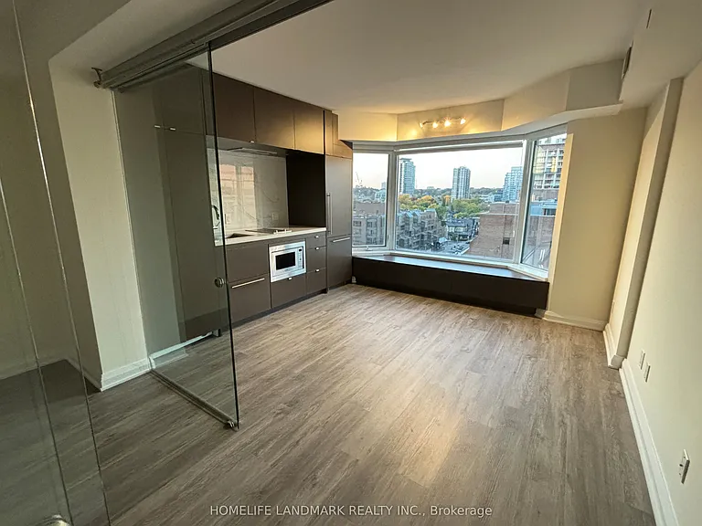 155 Yorkville Ave #901 — Photo 3