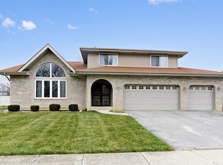 5846 Kathryn Ln, Matteson, IL 60443