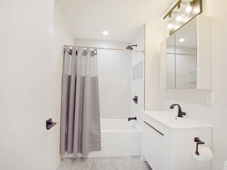 1325 Herkimer St #401 — Photo 9